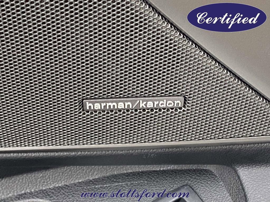 Used 2023 BMW 330i Sedan w/ Premium Package image 18