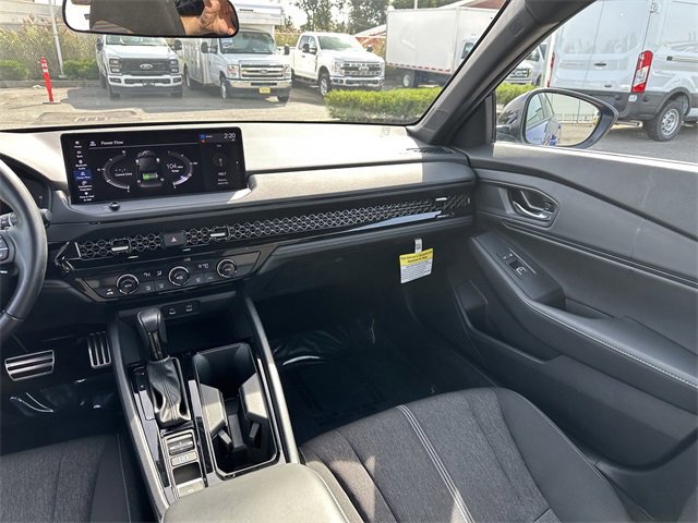 Used 2024 Honda Accord Sport image 18