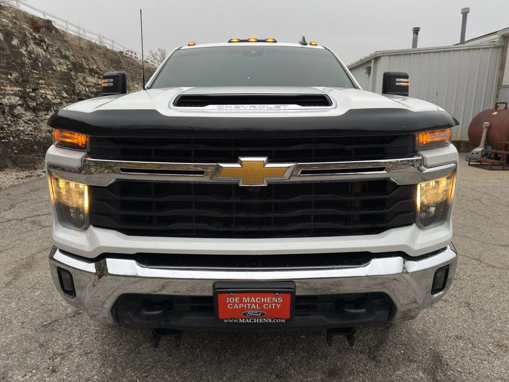 Used 2024 Chevrolet Silverado 3500 LT w/ All Star Edition image 8
