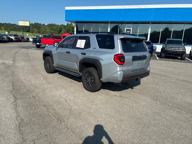 Used 2025 Toyota 4Runner SR5 AWD/4WD image 26
