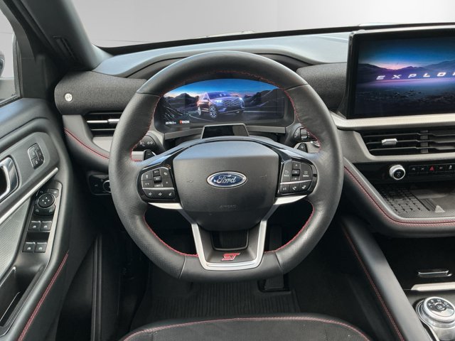 Certified 2025 Ford Explorer ST AWD/4WD image 12