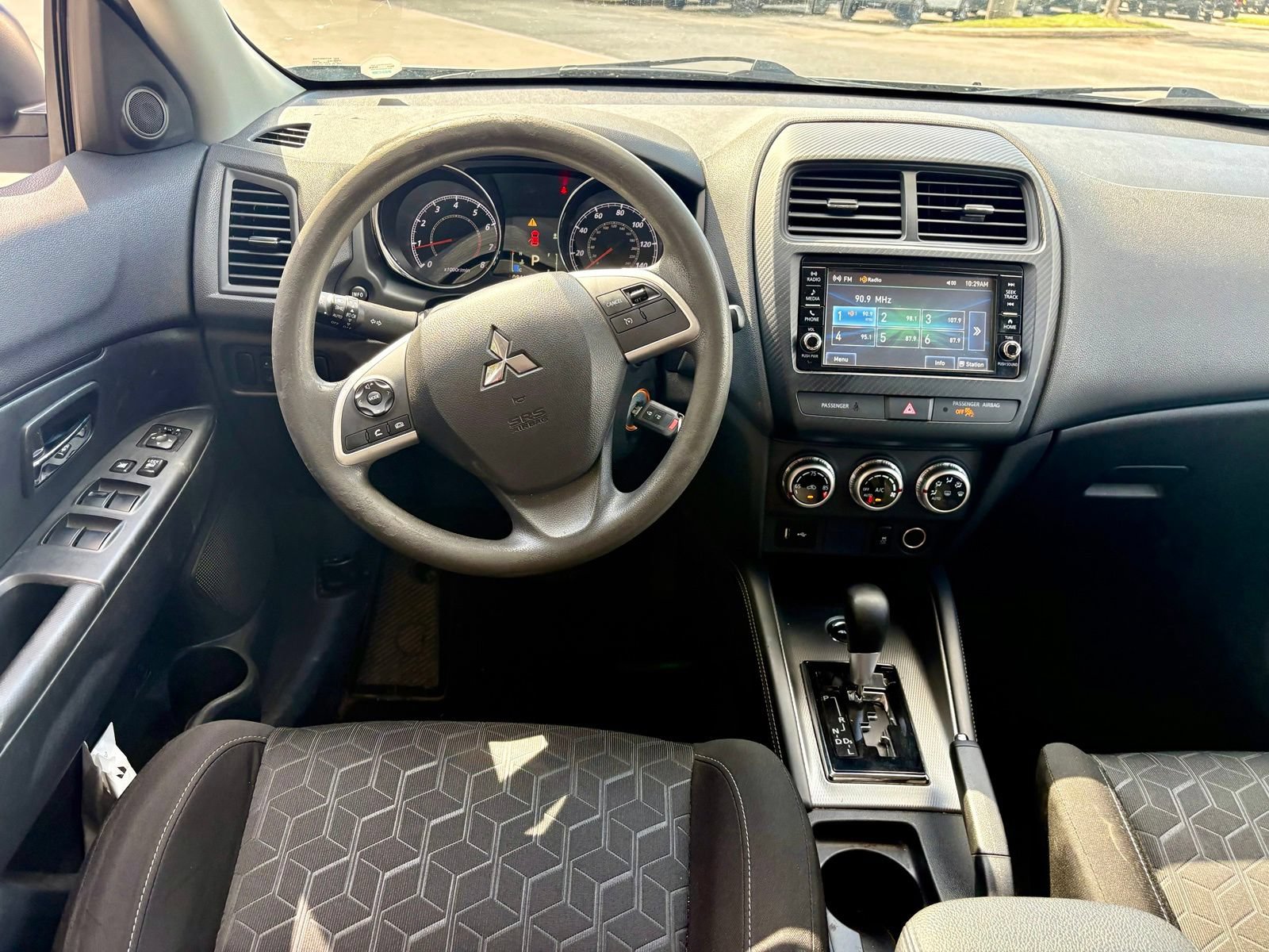 Used 2023 Mitsubishi Outlander Sport SE AWD/4WD image 11