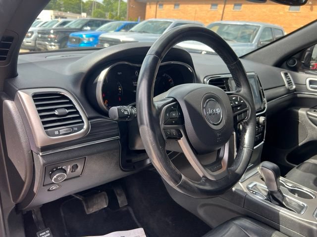 Used 2019 Jeep Grand Cherokee Limited AWD/4WD image 7