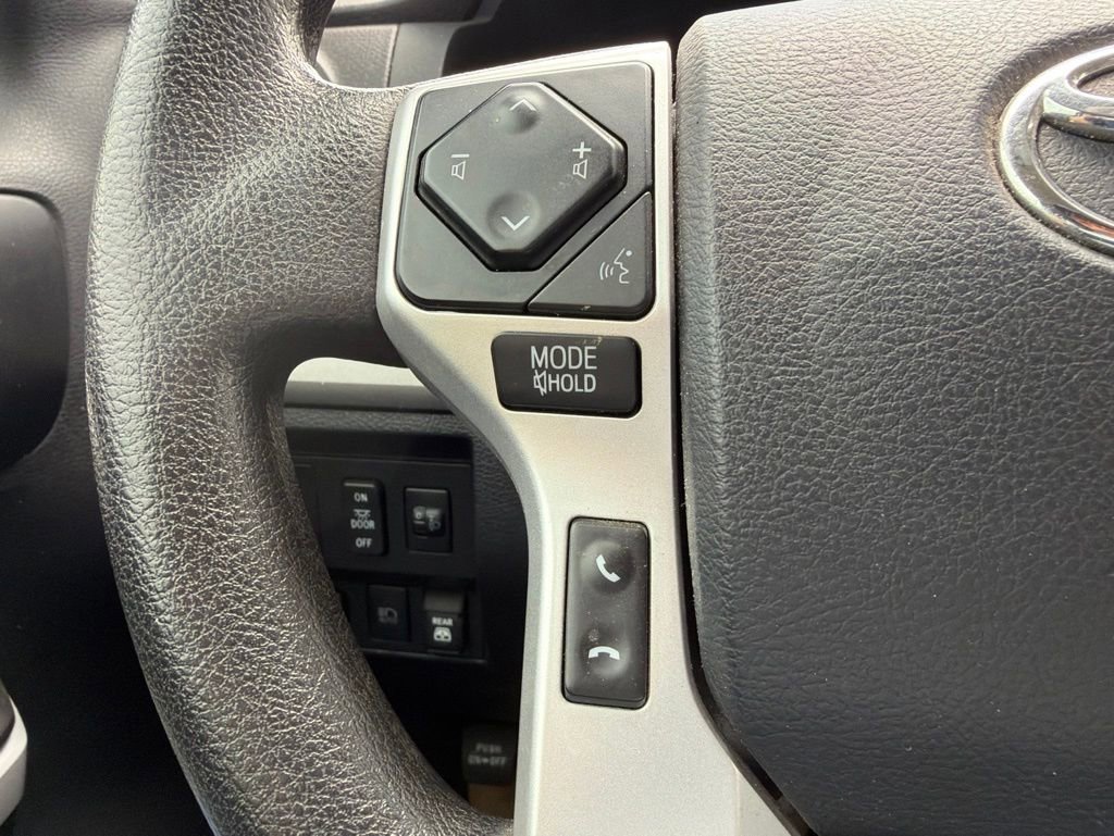 Used 2020 Toyota Tundra SR5 w/ SR5 Upgrade Package AWD/4WD image 22