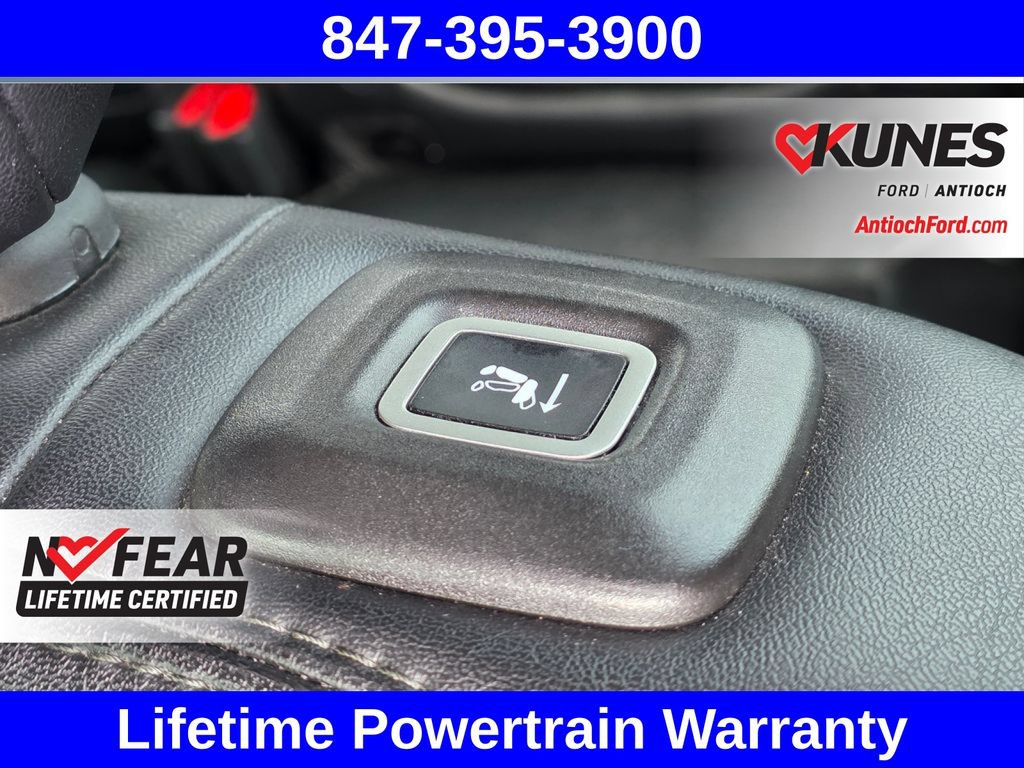 Used 2024 Jeep Wagoneer Series II w/ Flexible Seating Group AWD/4WD image 27