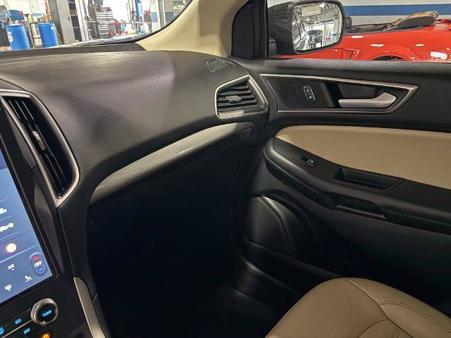 Certified 2024 Ford Edge SEL w/ Convenience Package AWD/4WD image 13