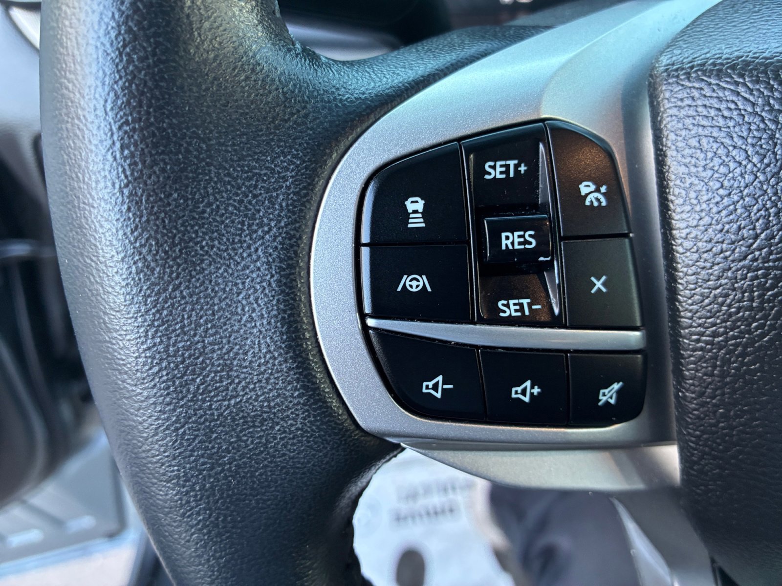 Certified 2023 Ford Explorer XLT w/ Equipment Group 202A image 18