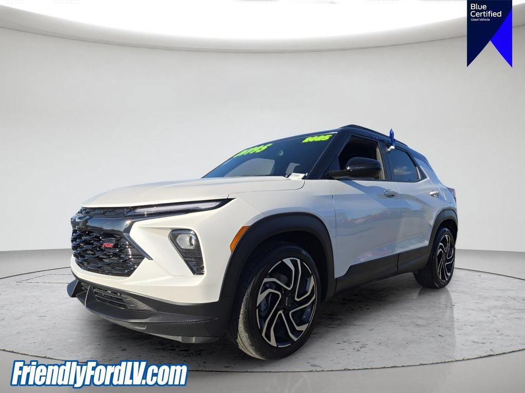 Used 2025 Chevrolet TrailBlazer RS w/ Convenience Package FWD image 2
