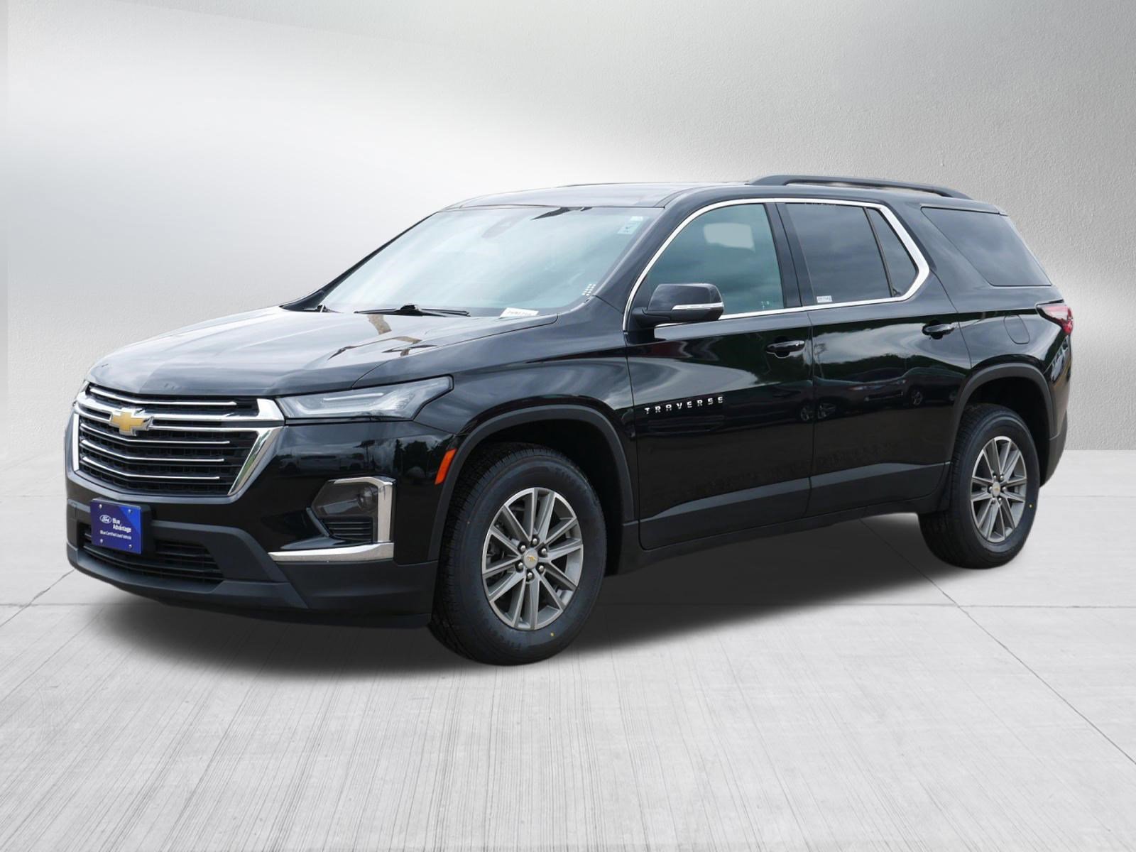 Used 2023 Chevrolet Traverse LT w/ LPO, Floor Liner Package AWD/4WD image 3