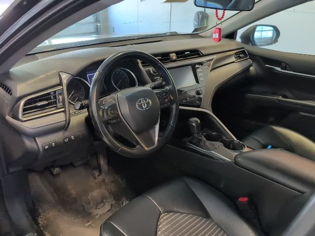 Used 2019 Toyota Camry SE FWD image 9