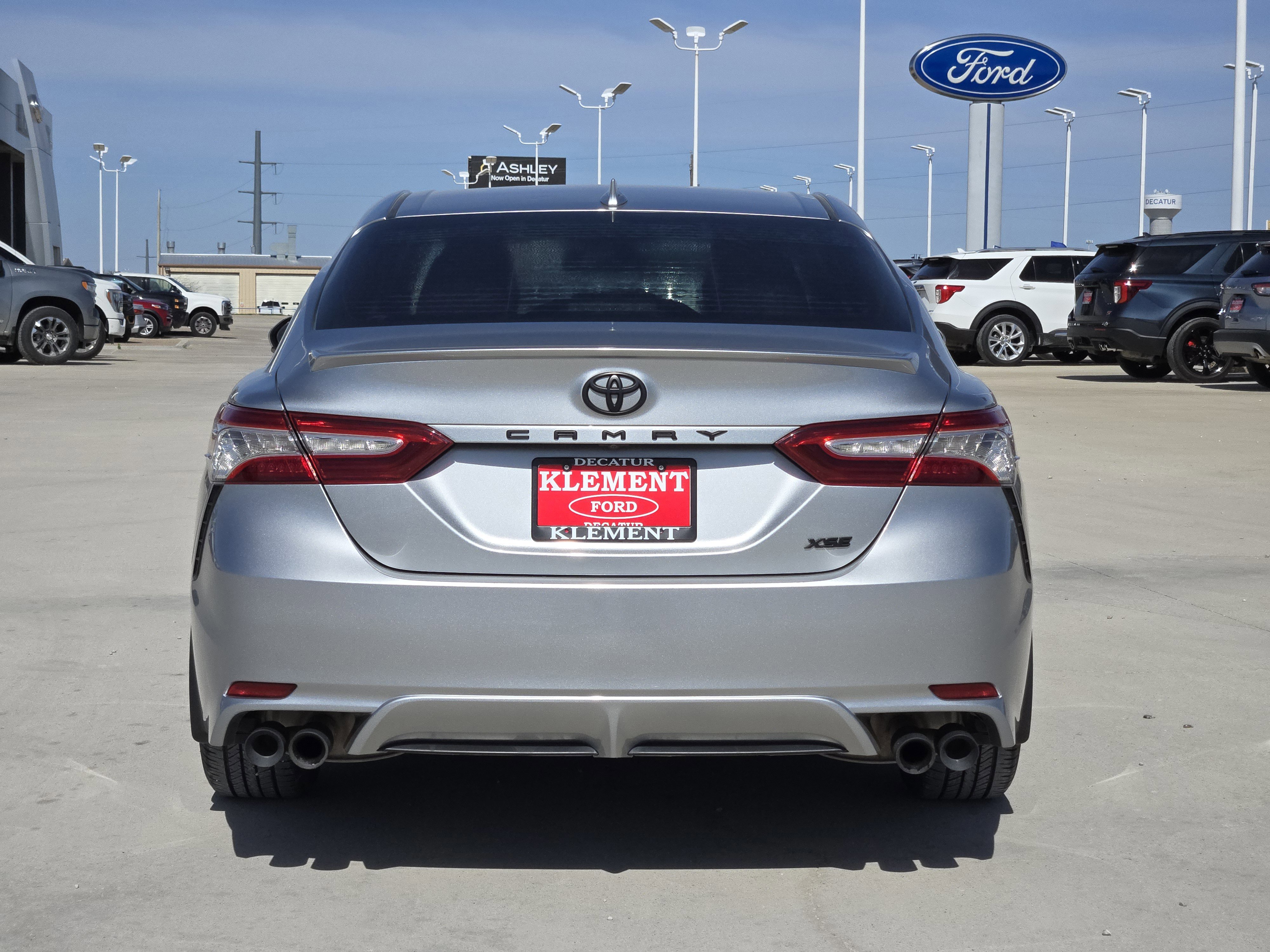 Used 2020 Toyota Camry XSE image 4