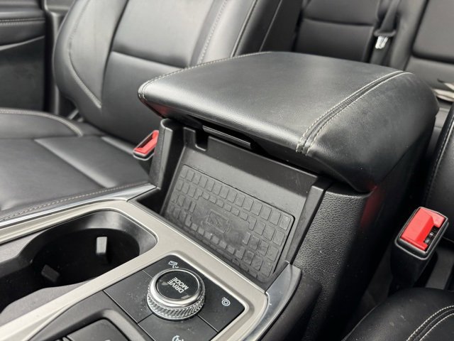 Certified 2023 Ford Explorer XLT w/ Equipment Group 202A image 23