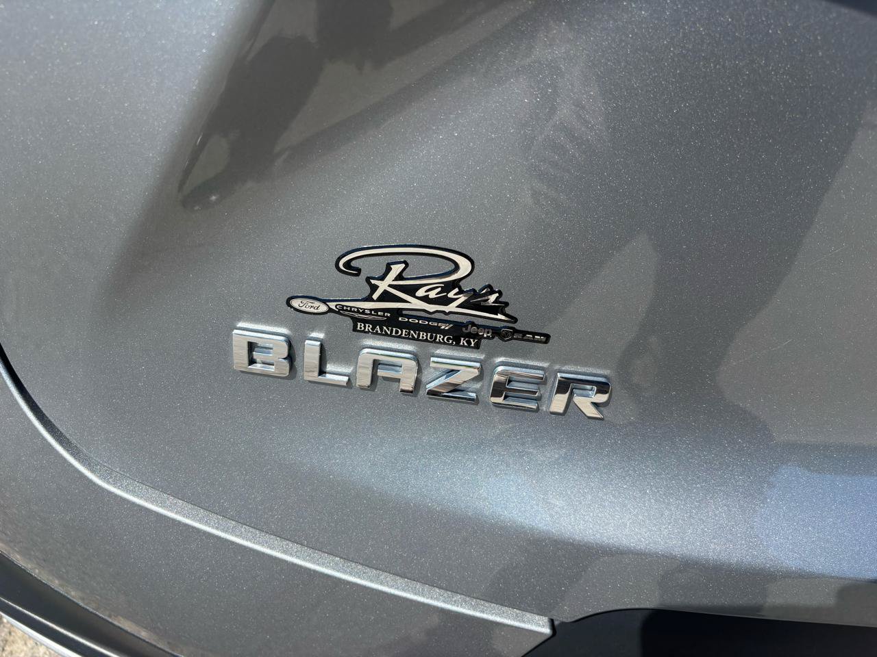 Used 2024 Chevrolet Blazer LT w/ Convenience Package FWD image 9