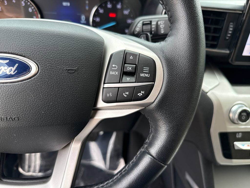 Certified 2020 Ford Explorer XLT w/ Equipment Group 202A image 16