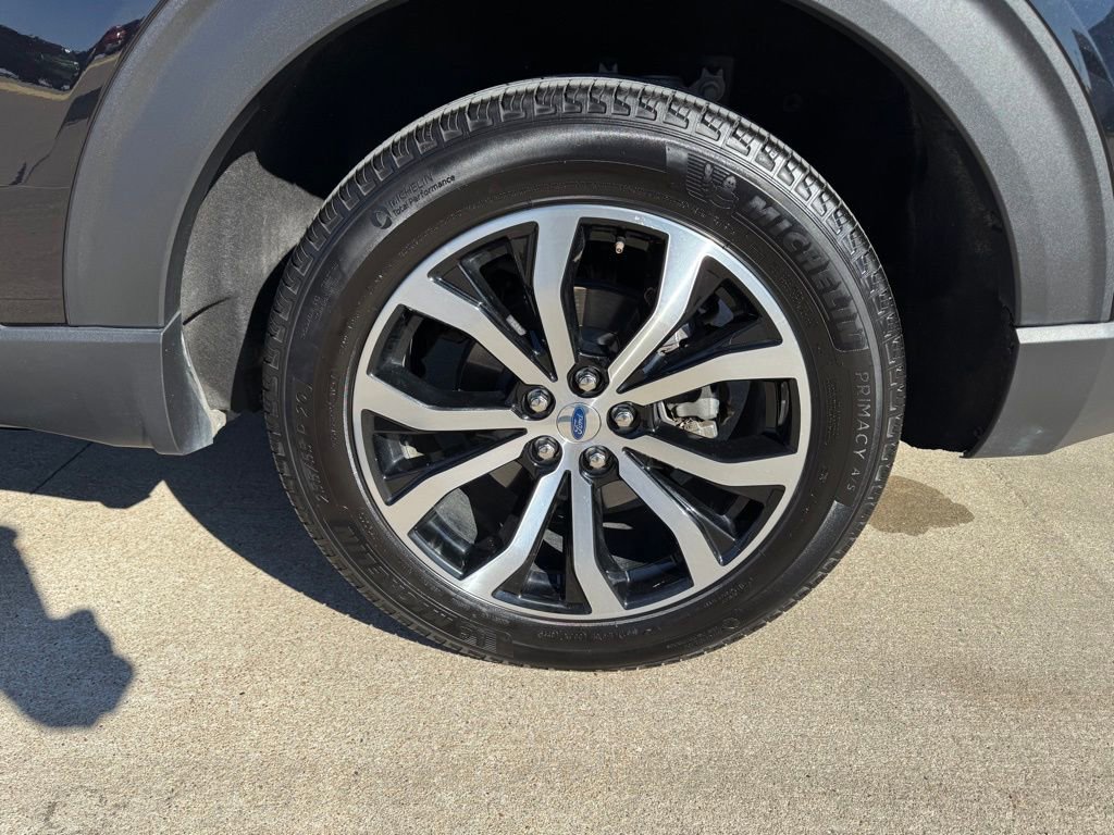 Certified 2025 Ford Explorer ST-Line AWD/4WD image 6