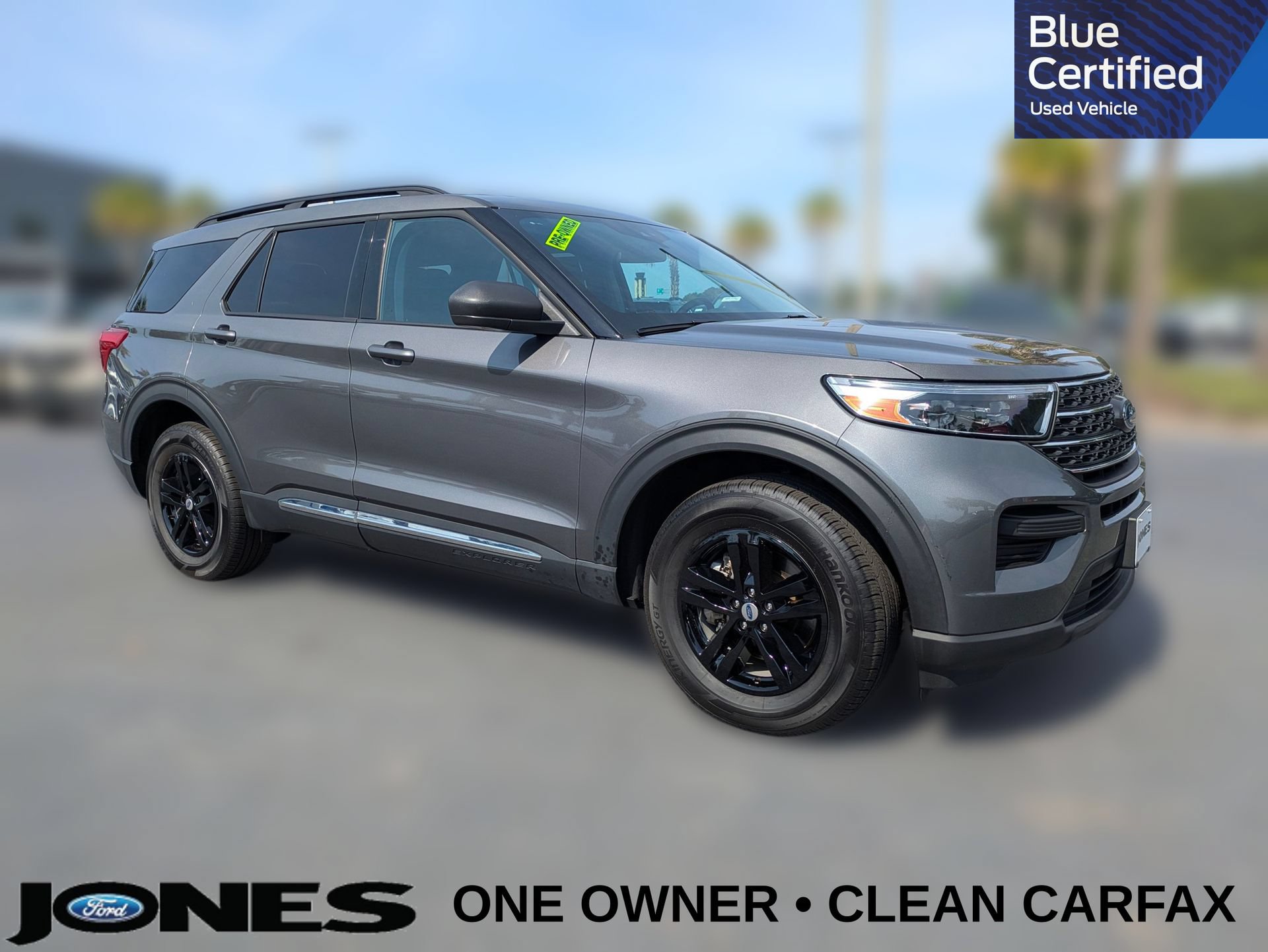 Certified 2023 Ford Explorer XLT AWD/4WD image 1