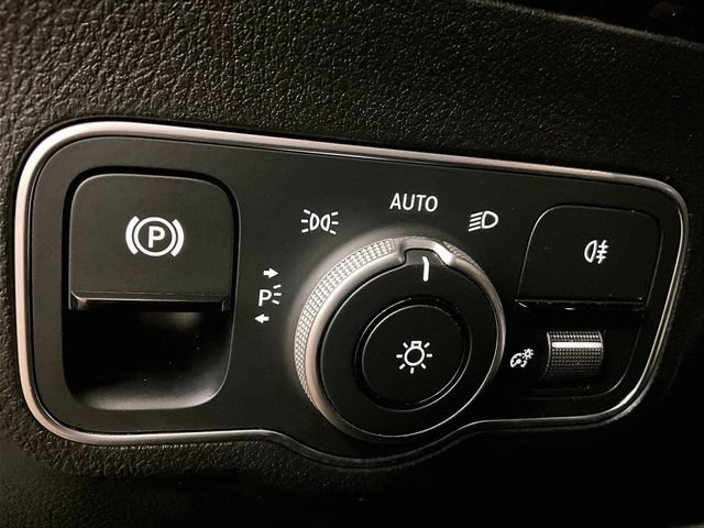 Used 2023 Mercedes-Benz GLA 250 image 30