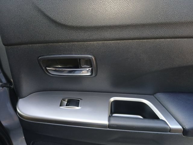 Used 2024 Mitsubishi Outlander Sport SE AWD/4WD image 41