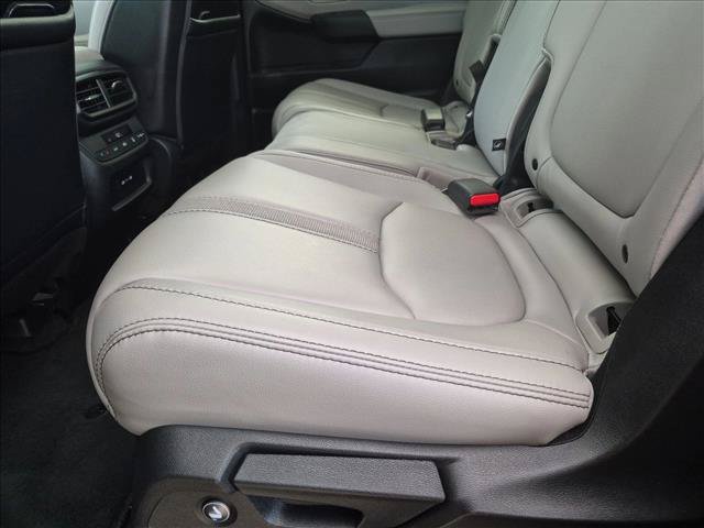Used 2024 Honda Pilot Touring image 21