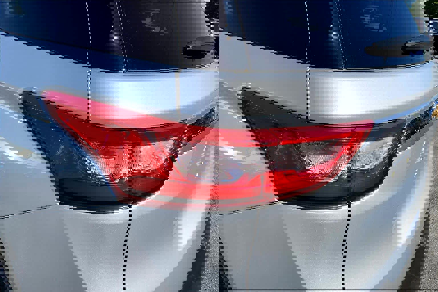 Used 2019 Chevrolet Traverse LT image 24