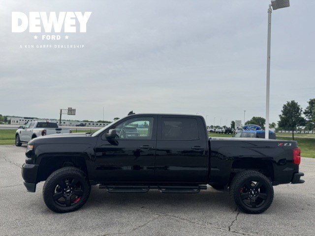 Used 2018 Chevrolet Silverado 1500 LTZ Z71 w/ Redline Edition AWD/4WD image 5