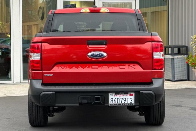 Certified 2023 Ford Maverick XLT w/ XLT Luxury Package image 5