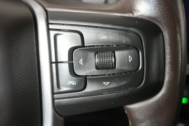Used 2023 GMC Sierra 1500 Denali w/ Technology Package AWD/4WD image 16