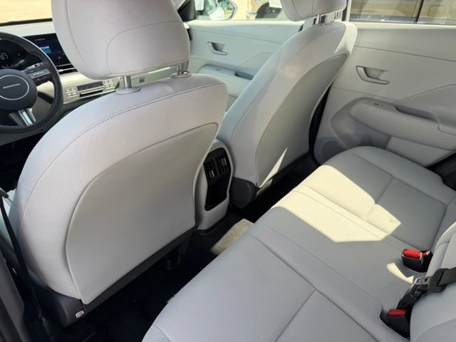 Used 2025 Hyundai Kona SEL FWD image 20