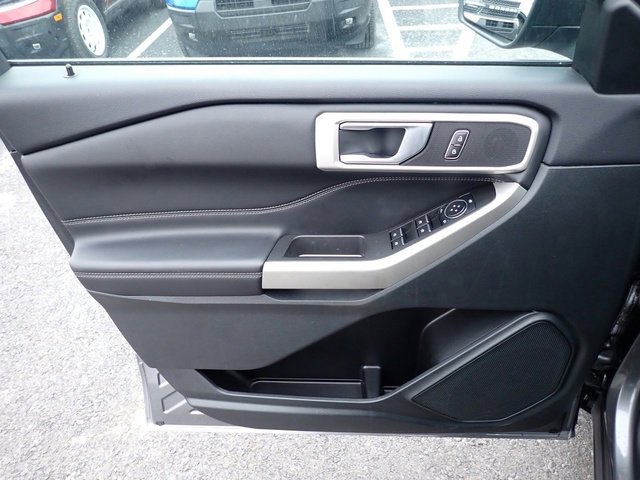 Certified 2023 Ford Explorer XLT w/ Equipment Group 202A image 21