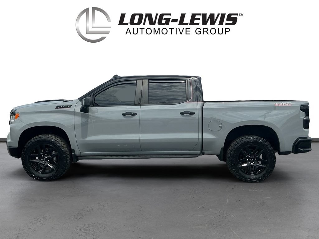 Used 2024 Chevrolet Silverado 1500 LT Trail Boss w/ LT Trail Boss Premium Package AWD/4WD image 2
