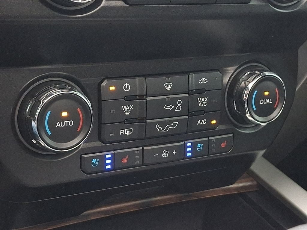 Certified 2019 Ford F150 Lariat AWD/4WD image 16