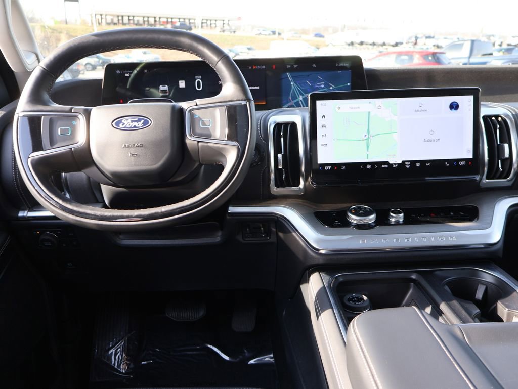 Certified 2025 Ford Expedition Platinum image 20