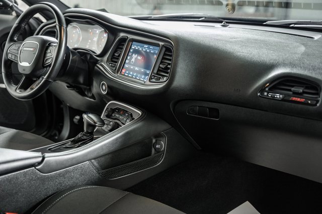 Used 2020 Dodge Challenger R/T Scat Pack image 25