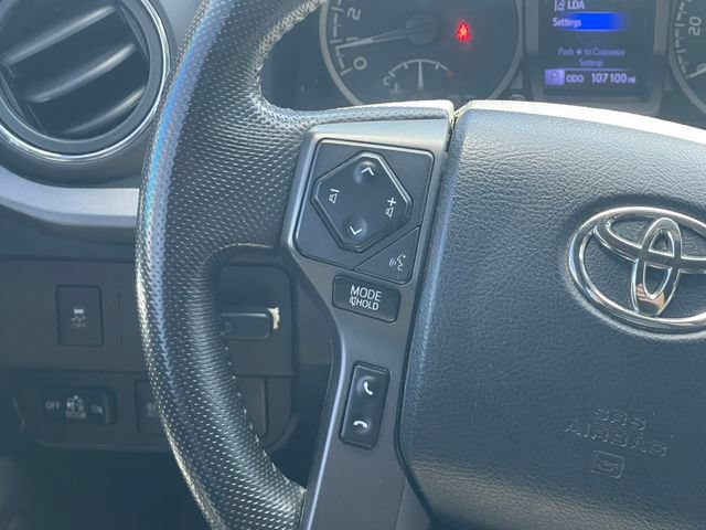 Used 2020 Toyota Tacoma TRD Off-Road AWD/4WD image 18