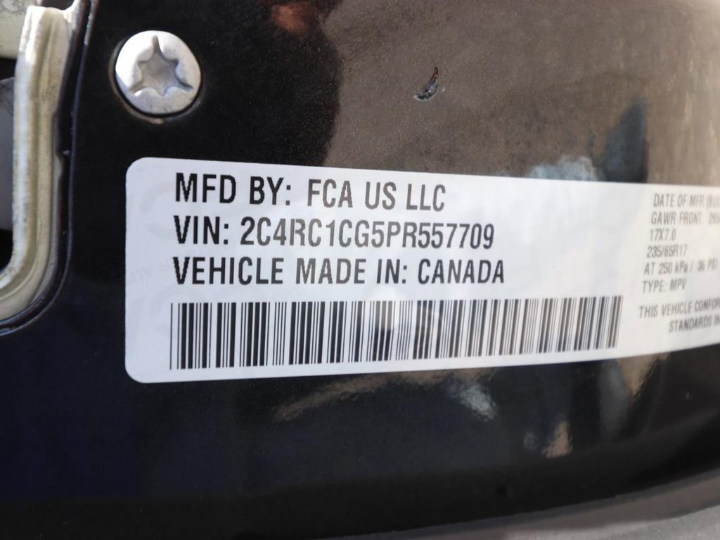 Used 2023 Chrysler Voyager LX FWD image 25