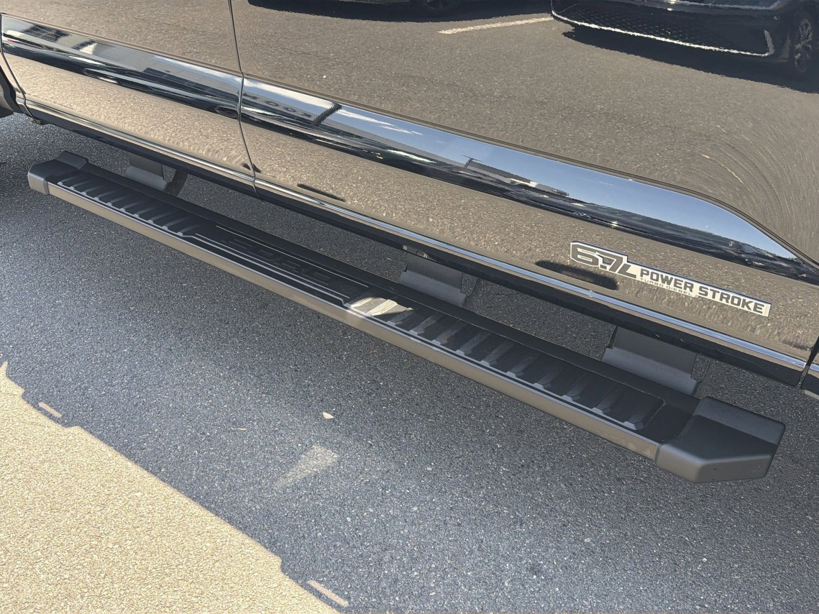 Certified 2025 Ford F250 Lariat w/ Black Appearance Package AWD/4WD image 18
