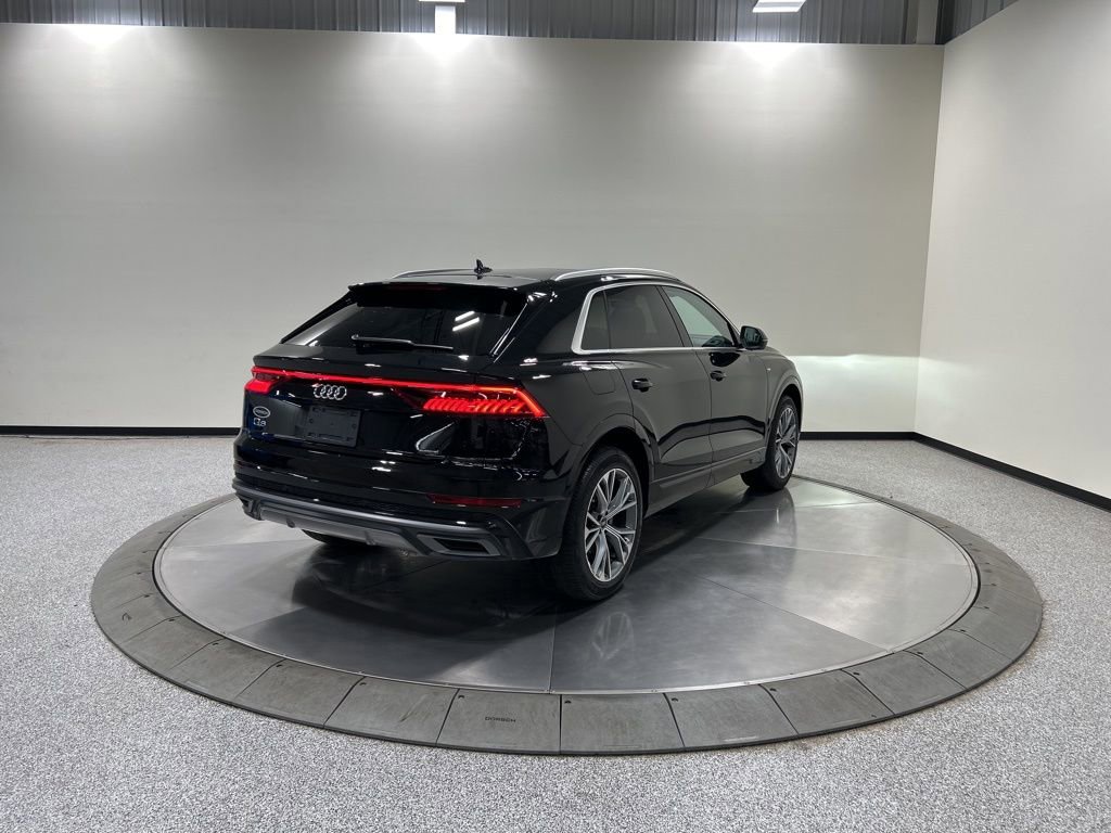 Used 2023 Audi Q8 Premium Plus AWD/4WD image 7