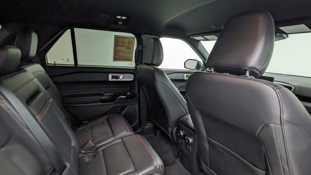 Certified 2023 Ford Explorer ST-Line AWD/4WD image 41
