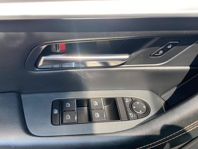 Used 2024 MAZDA CX-90 Plug-In Hybrid w/ Premium Pkg AWD/4WD image 15