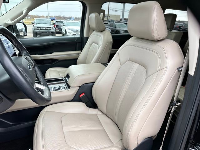 Certified 2022 Ford Expedition Limited image 16