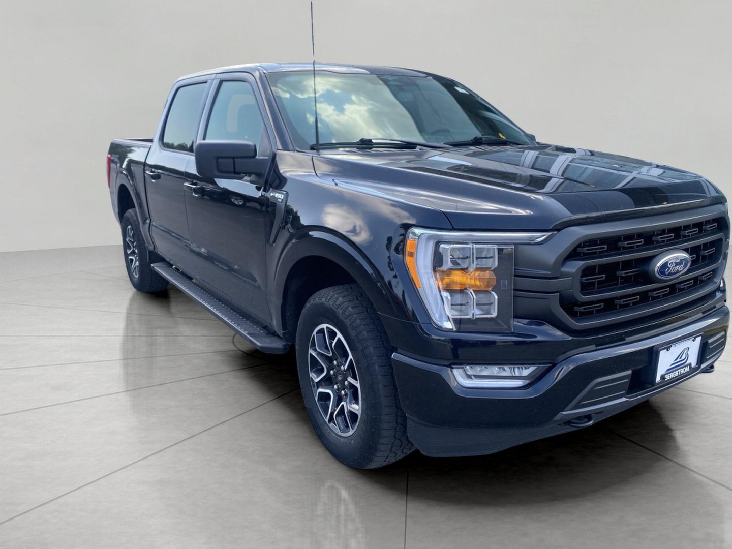 Certified 2023 Ford F150 XLT w/ Equipment Group 302A High AWD/4WD image 4