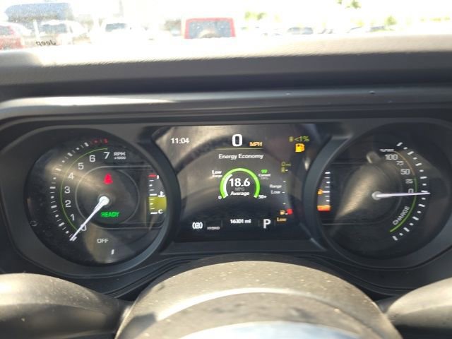 Used 2025 Jeep Wrangler Sahara w/ Safety Group AWD/4WD image 10