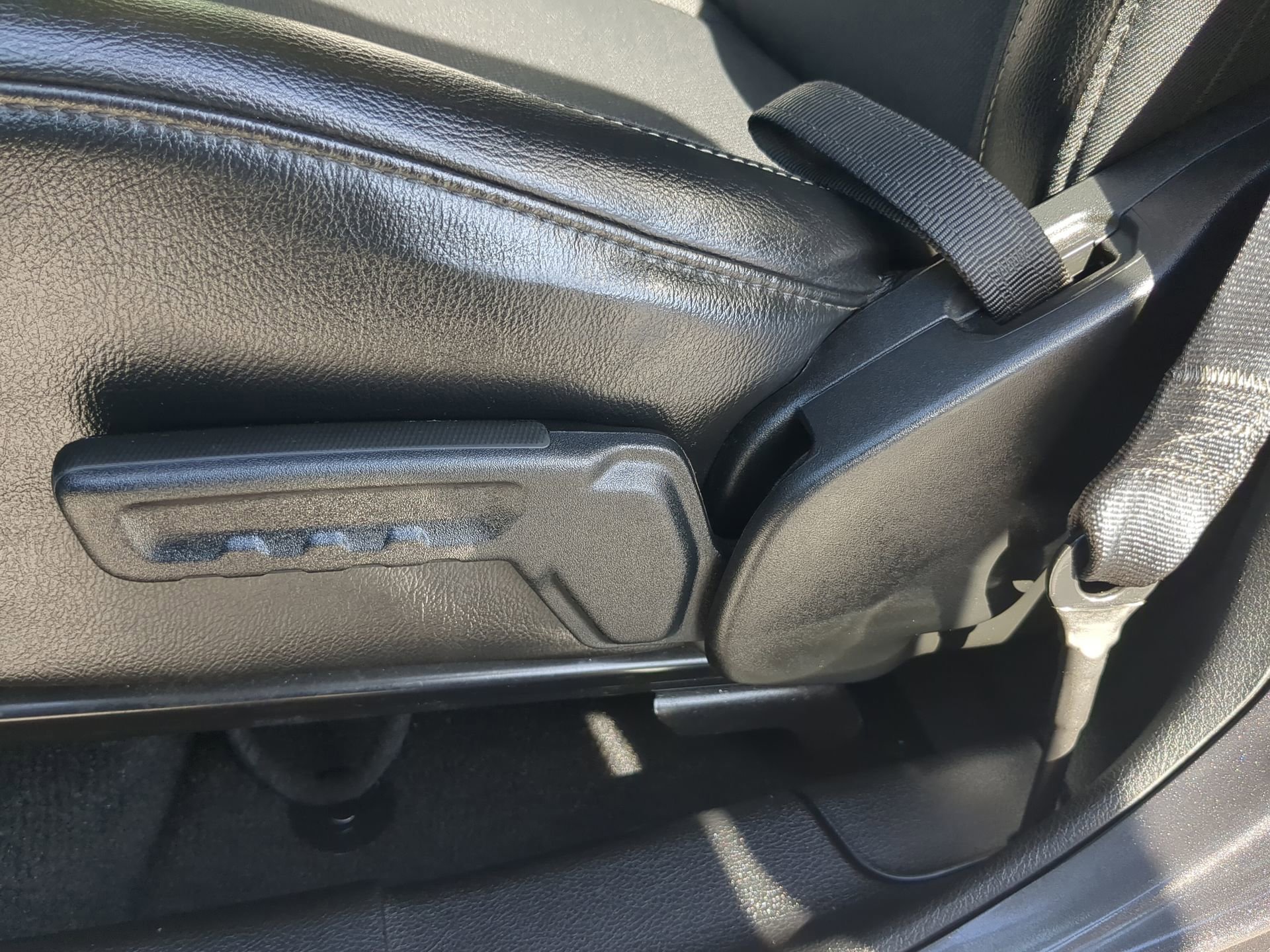 Used 2021 Jeep Gladiator Sport image 47