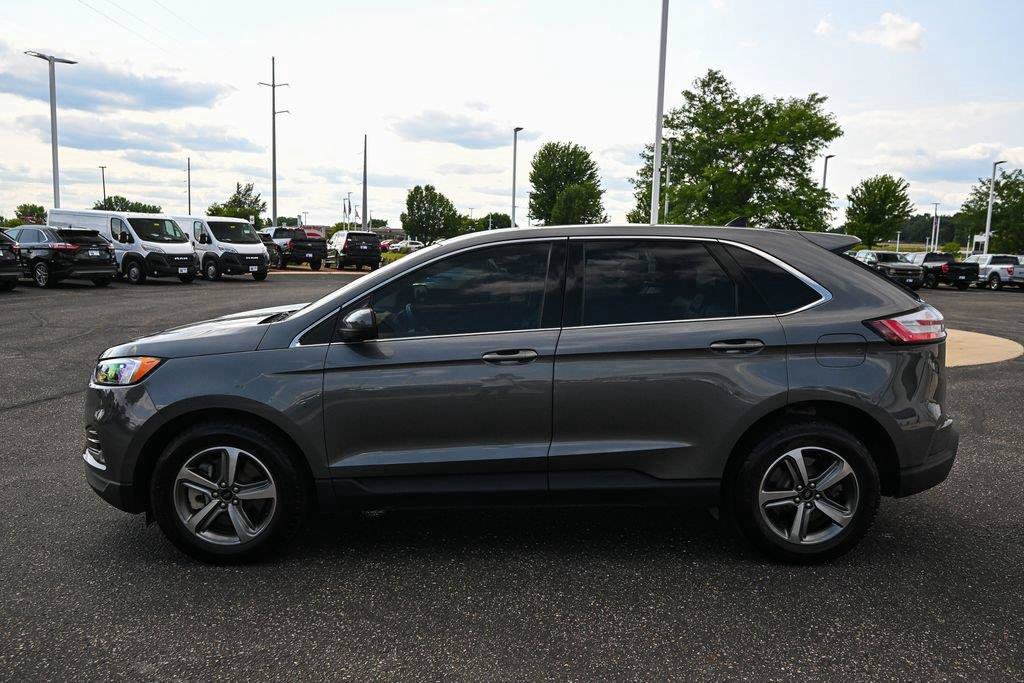 Certified 2024 Ford Edge SEL w/ Convenience Package AWD/4WD image 8