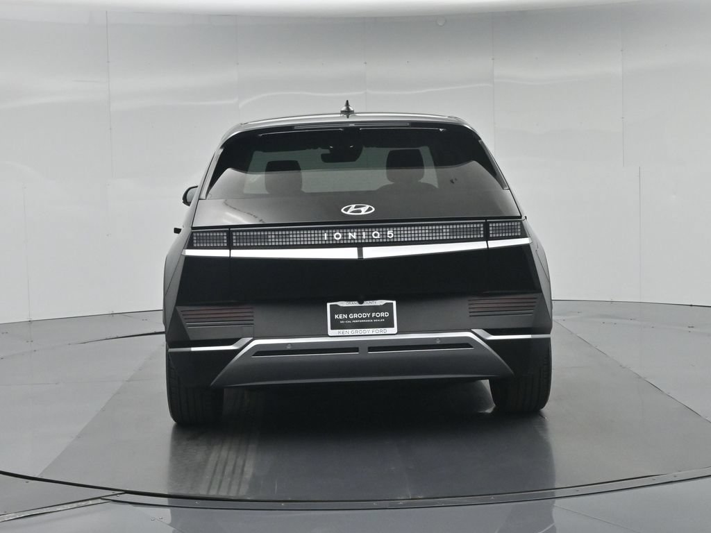 Used 2022 Hyundai Ioniq 5 SEL RWD image 25