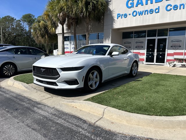 Certified 2026 Ford Mustang Coupe RWD image 13
