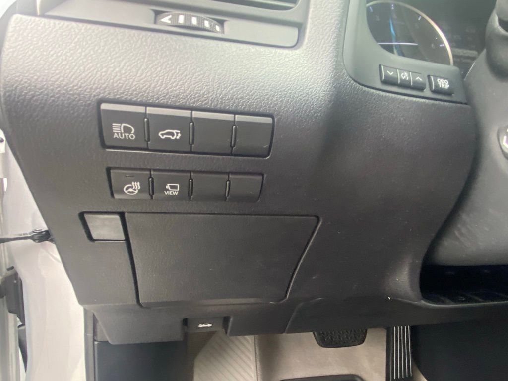 Used 2019 Lexus RX 350 FWD w/ Navigation Package image 12