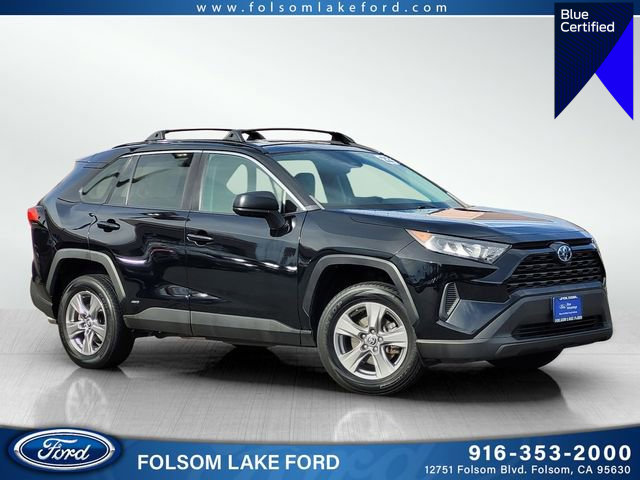 Used 2022 Toyota RAV4 LE image 1