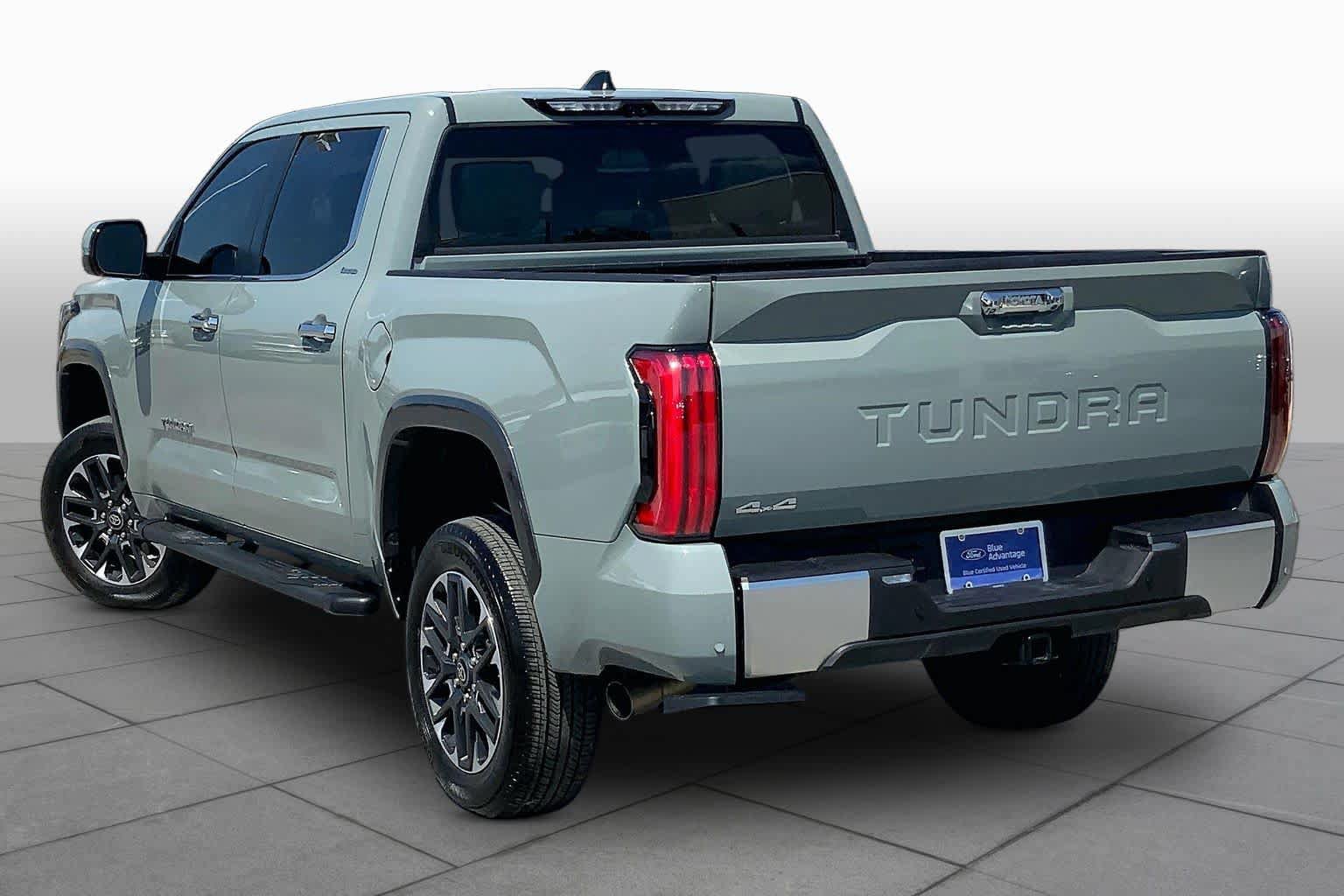 Used 2026 Toyota Tundra Limited AWD/4WD image 12