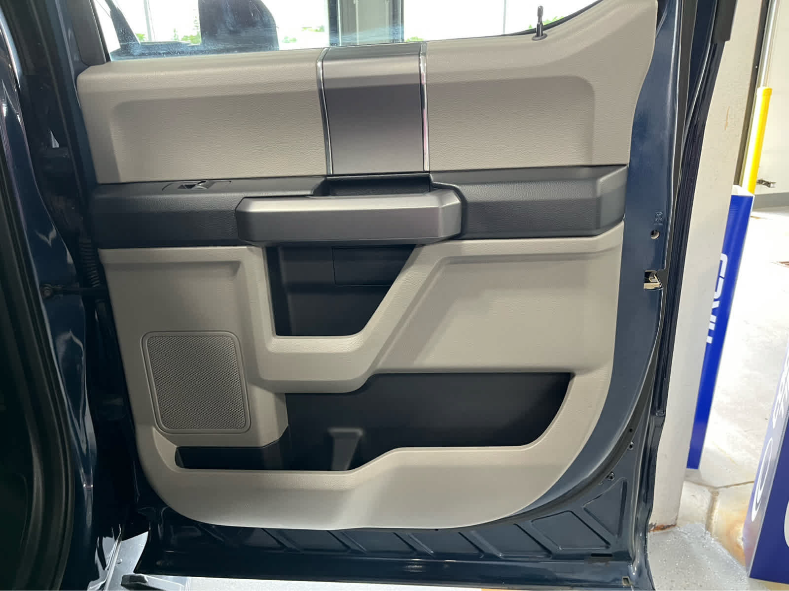 Certified 2019 Ford F150 XLT w/ Equipment Group 302A Luxury AWD/4WD image 50